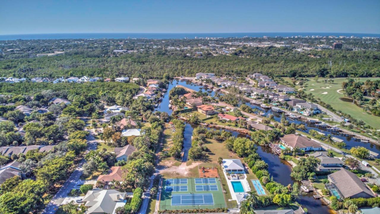 Pet Friendly Pool Home In River Reach Of Naples Fl المظهر الخارجي الصورة